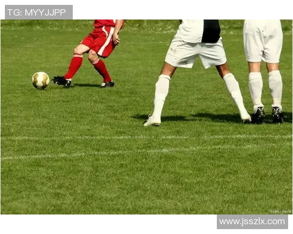 国外恶作剧团队假扮足球明星引发全球关注与热议的趣事